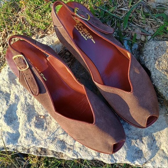 VTG, Sz 11 , Re-Mix Vintage Shoes, Los Angeles, brown suede peep toe sling backs - Picture 11 of 11